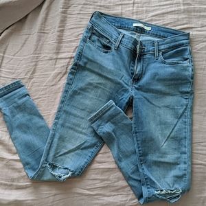 710 Super Skinny Levi's